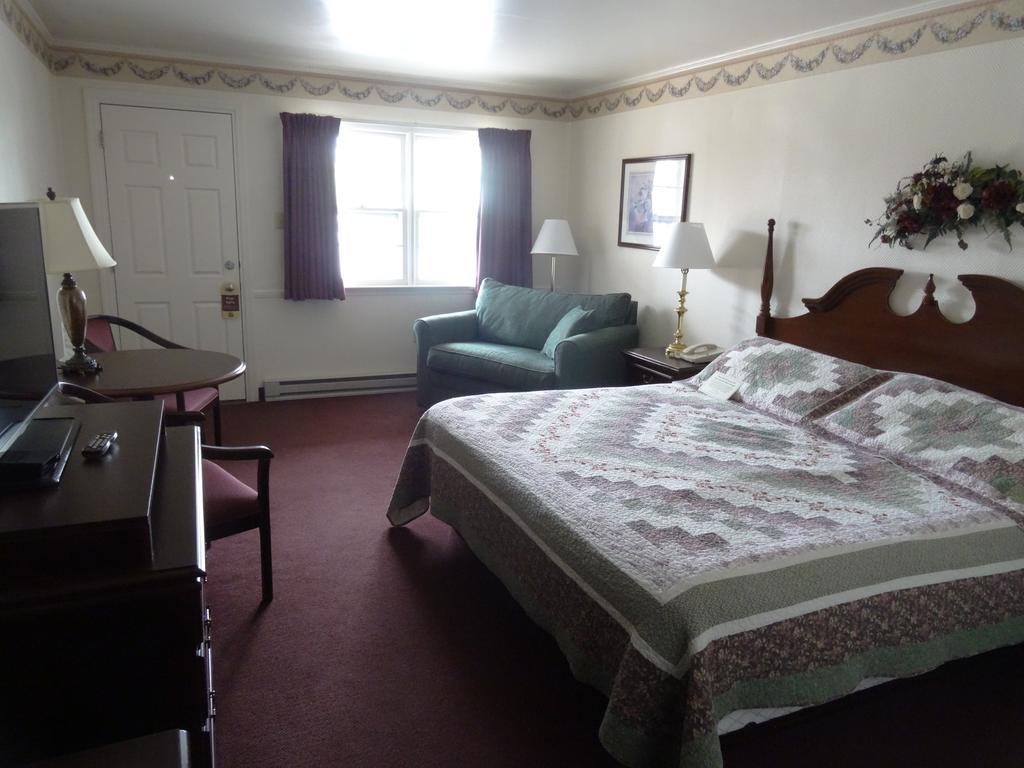 Amish Country Motel Bird-in-Hand Екстериор снимка